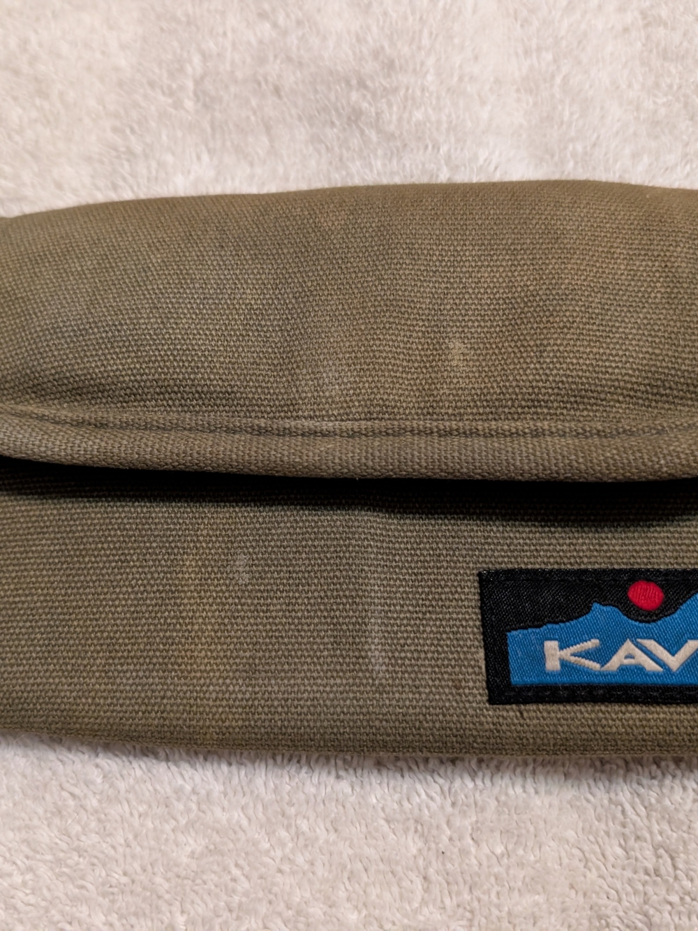 Kavu Olive Canvas Wallet
